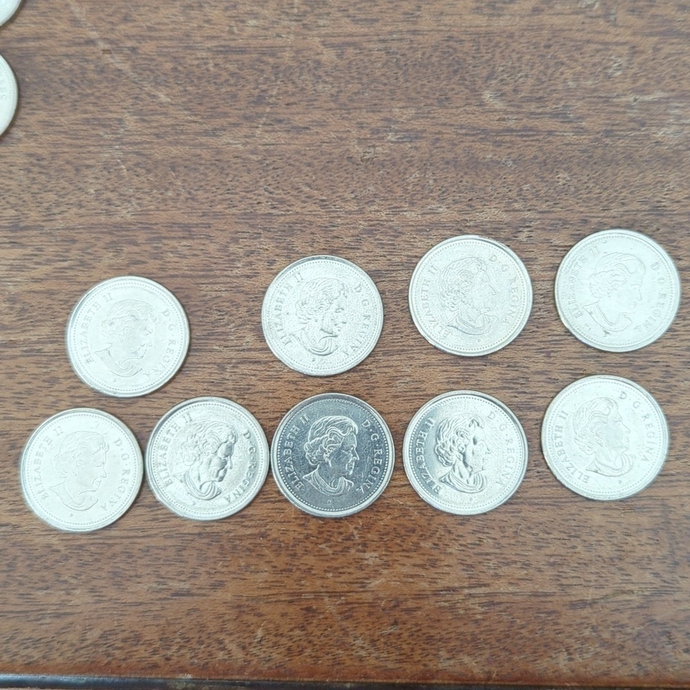 2005 Vetrans, Alberta And Saskatchewan Commemorative Quarters - Picture 11 of 11